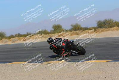 media/Jan-14-2024-SoCal Trackdays (Sun) [[2e55ec21a6]]/Turn 10 Inside (110pm)/